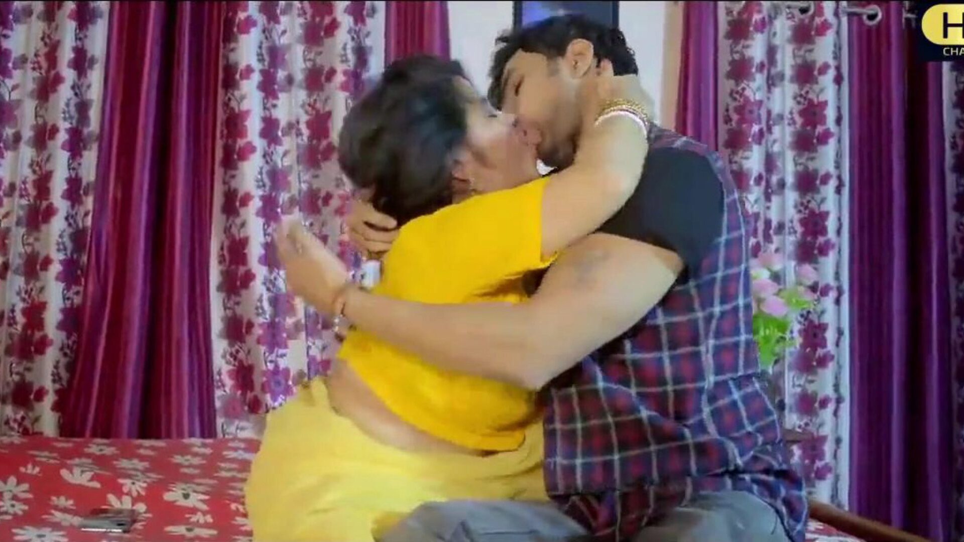 indian wife and dever this is indian movie scene fresh married wife and dever hump vidios watch this total video