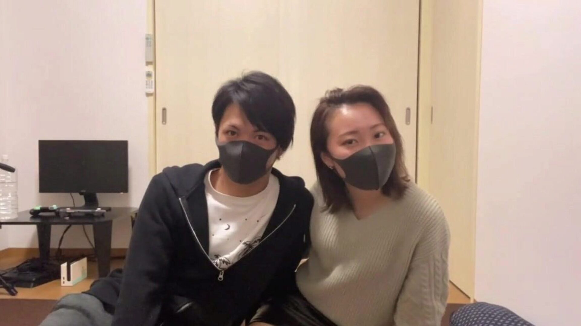 モンハンライズの罰ゲームでイケメンm男を亀頭責めしたらイキまくったww Japanese Amateur Handjob Orgasm -えむゆみカップル